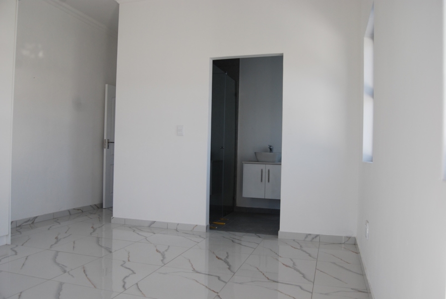 3 Bedroom Property for Sale in Shelley Point Western Cape